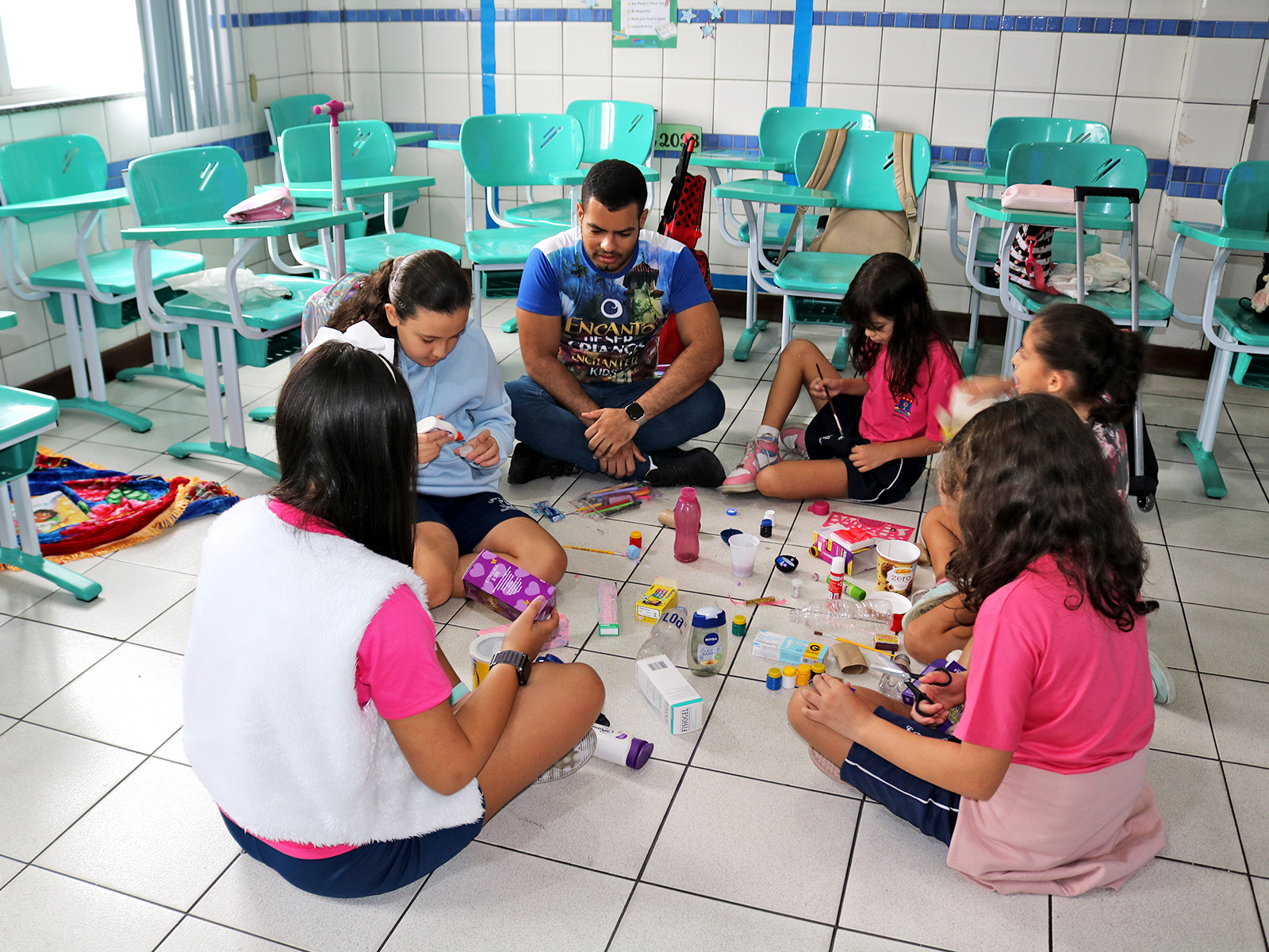 PROTOTYPE OF A VEHICLE - 4º ANO - 04/05/2023