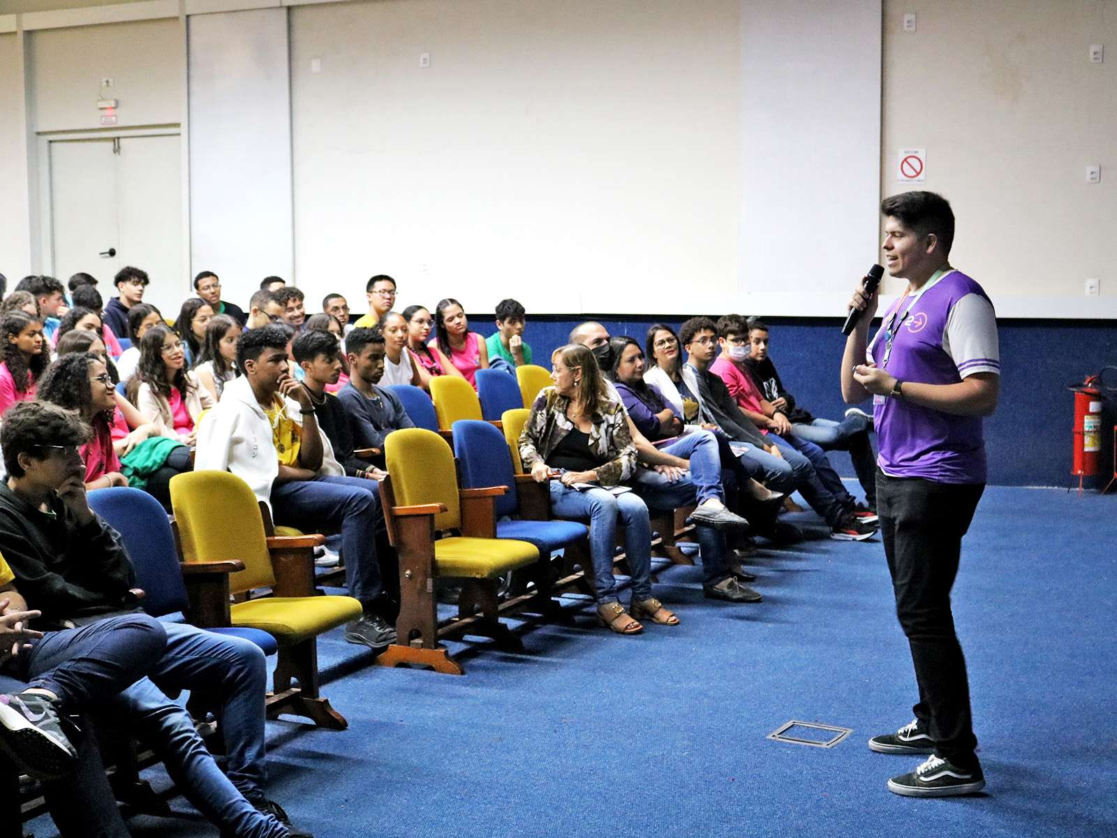 APRESENTAÇÃO DO PROGRAMA DE INTERCÂMBIO DA EMPRESA 2GO EDU - 1º E 2º SÉRIE - 14/06/2023