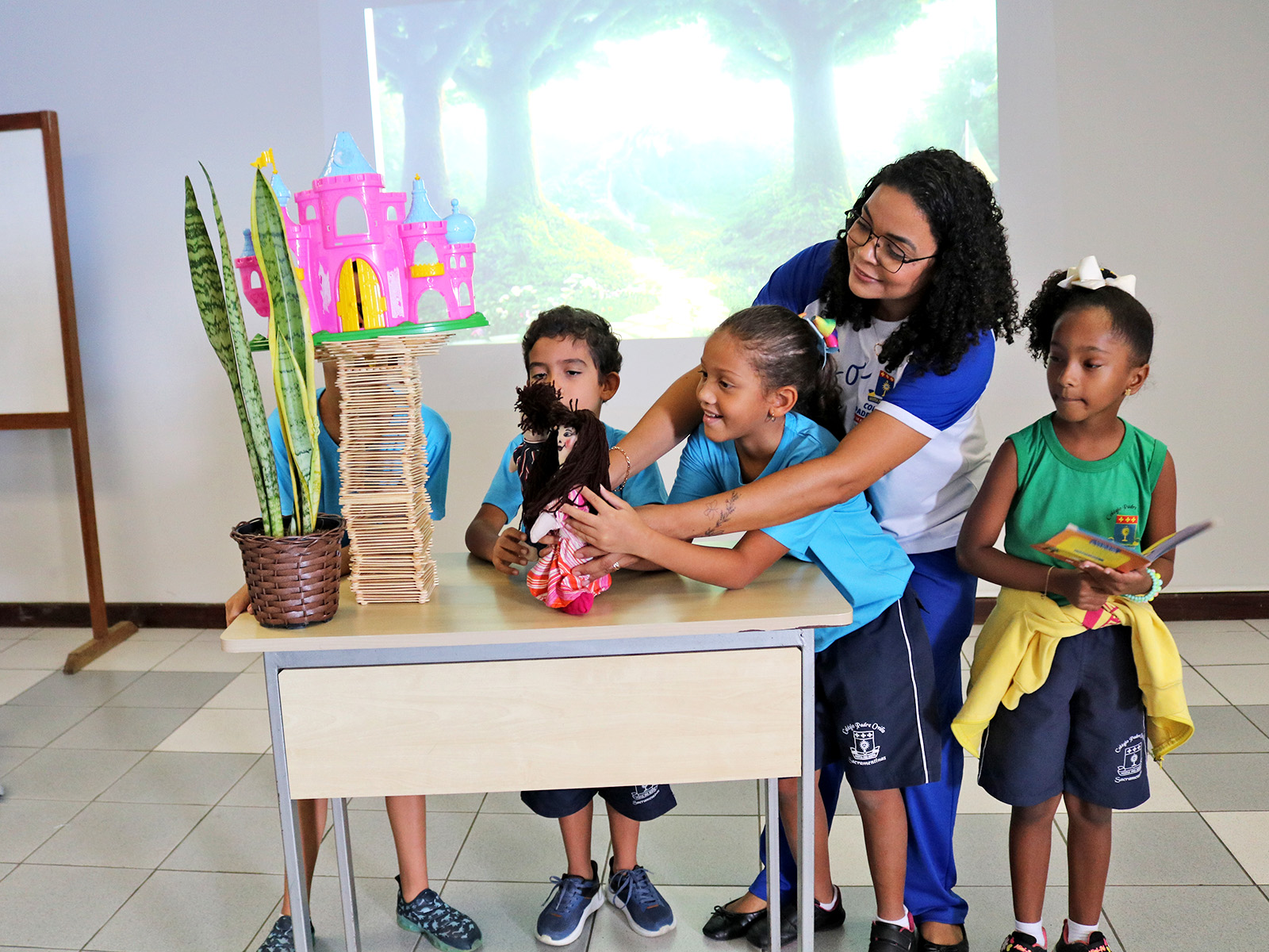 PROJETO MISTURA DE CONTOS - DIVULGAÇÃO LITERÁRIA - 2º ANO - 23/10/2023