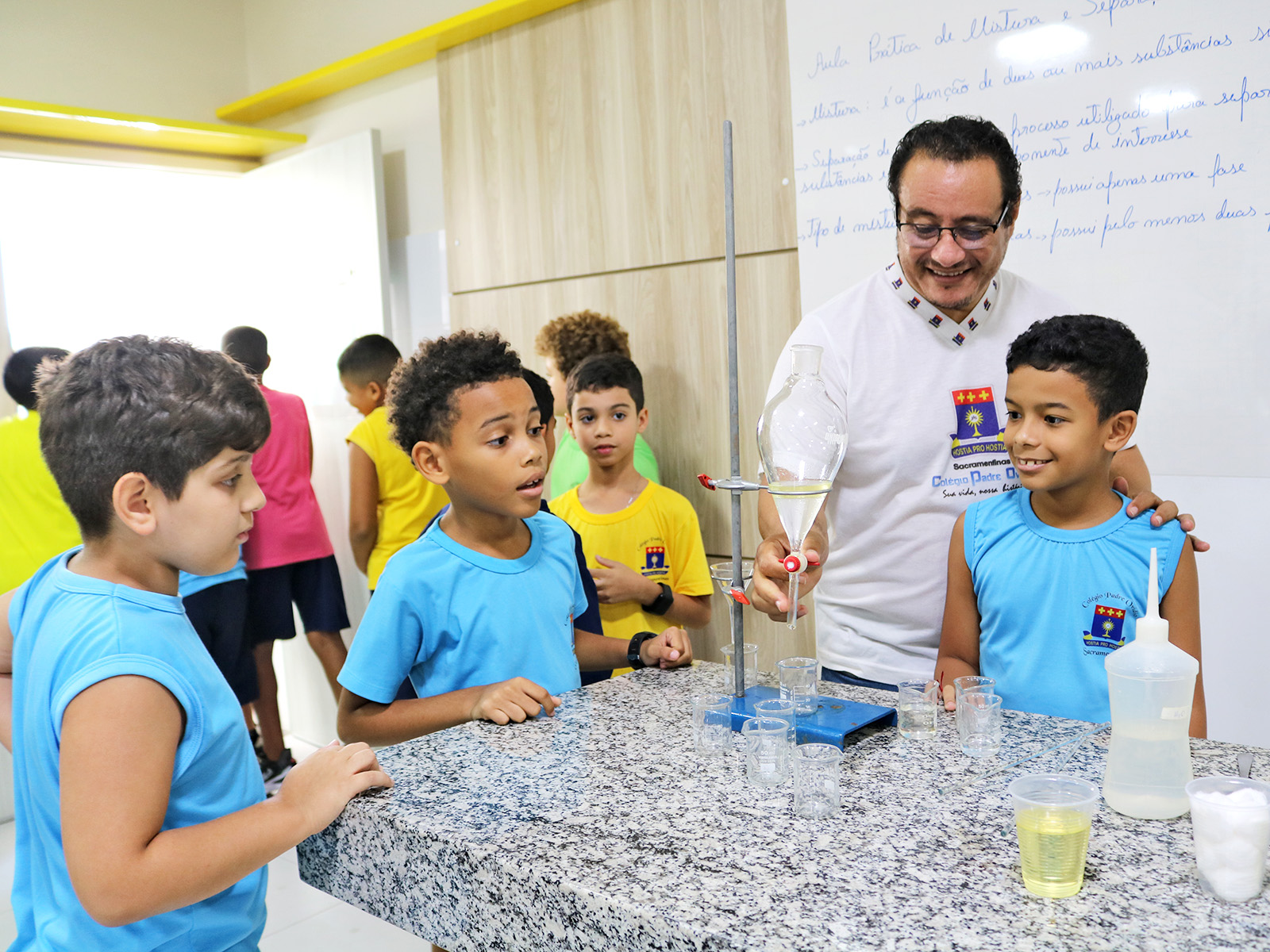 AULA SOBRE MISTURAS E SEPARAÇÃO DE MISTURAS - 4º ANO - 06/03/2024