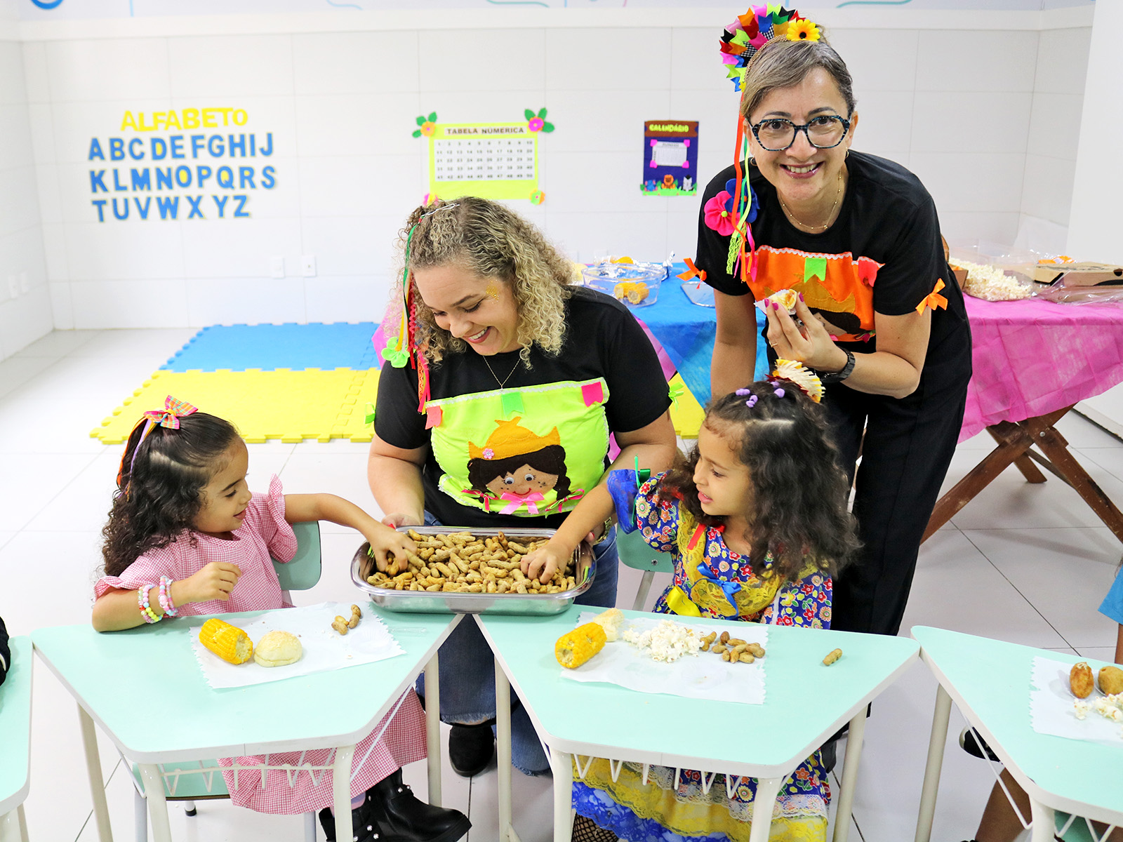 ENCERRAMENTO DO SEMESTRE - LANCHE COLETIVO JUNINO - ED. INFANTIL E 1º ANO - 20/06/2024