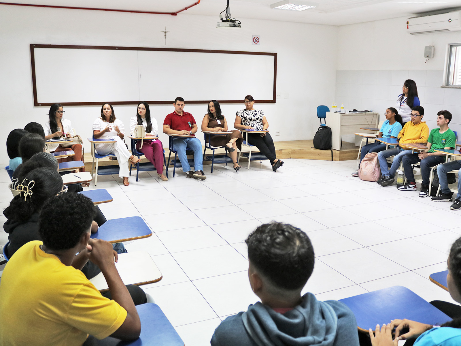 CIRCUITO DE PROFISSÕES - ENSINO MÉDIO - 26/04/2025